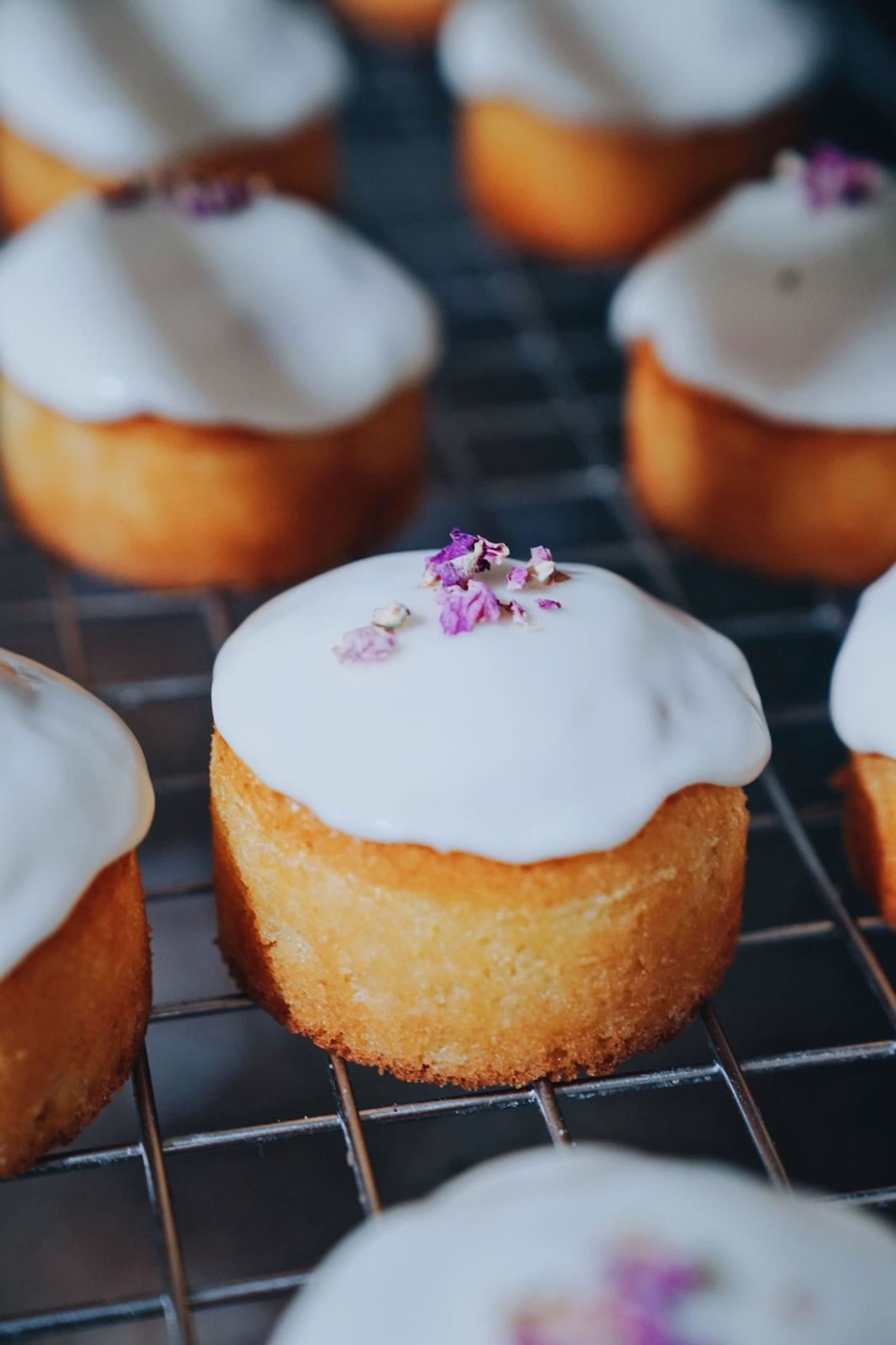 Pastry: Cake - Semolina Orange Blossom - BF